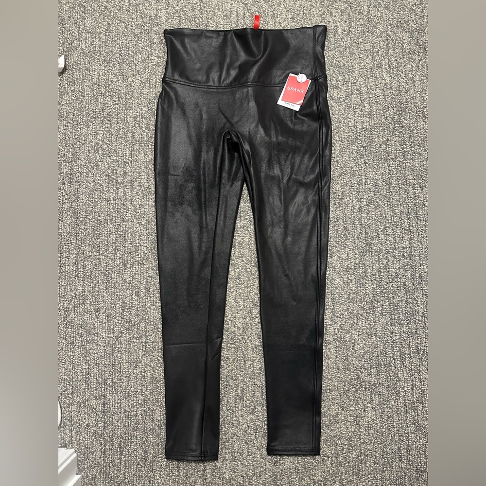 SPANX Faux Leather Black Leggings: Petite Large